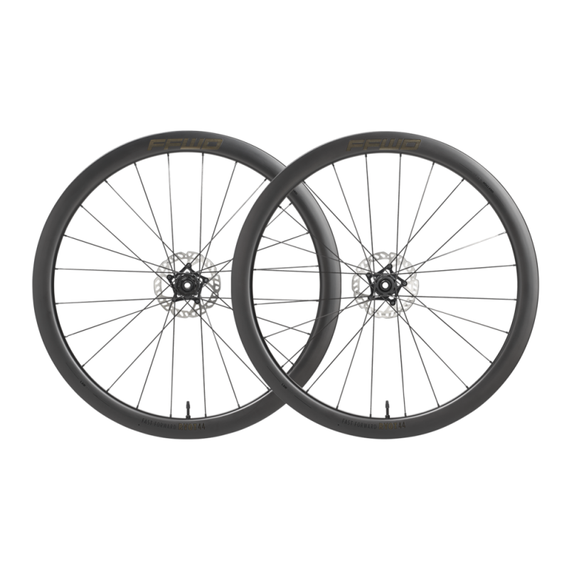 FFWD RYOT44 V2 (44 mm), karbónová, kotoučová, plášťová